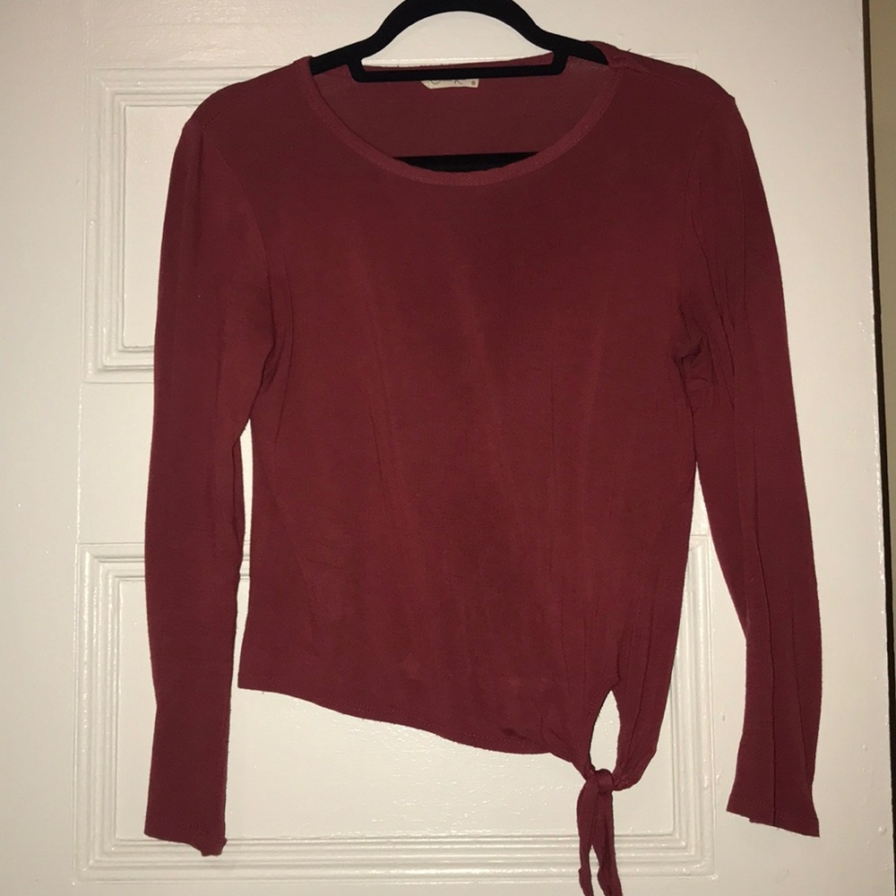 Olivia Rae maroon knotted top